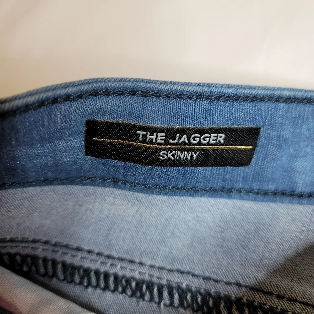 Vigoss The Jagger Skinny Light Wash Distressed Low Rise Girls Jeans Size 12